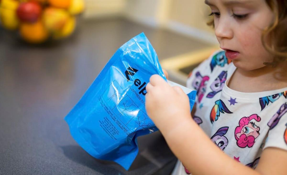 Plastic Food Bag Custom Child Resistant Die Cut Food Large Mylar